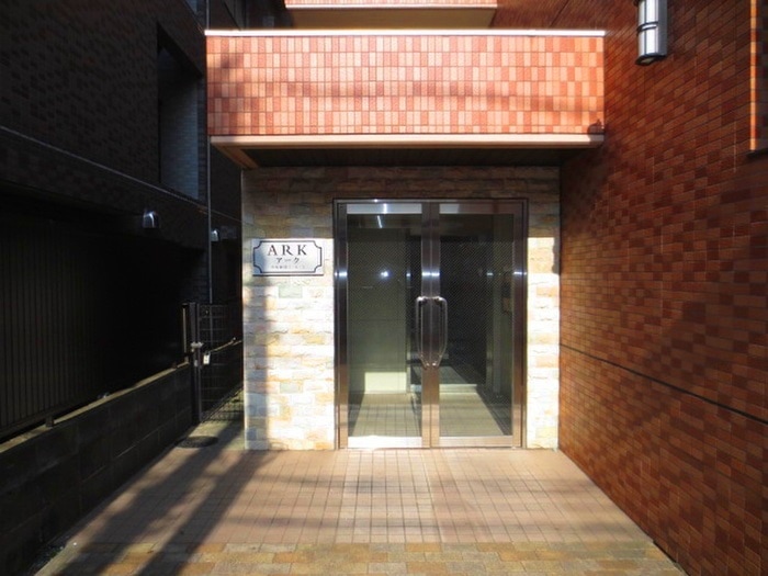 エントランス部分 アーク