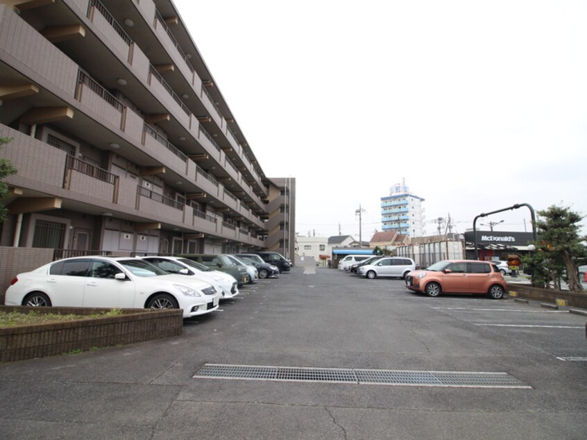 駐車場 ル・プランシェ