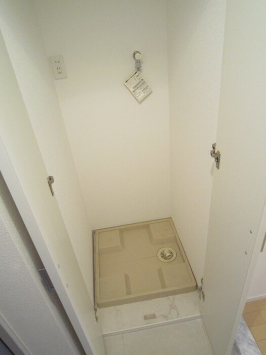 洗濯機置場 オーキッドレジデンス蔵前Ⅱ