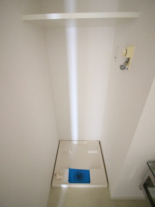 洗濯機置場 レジディア本厚木