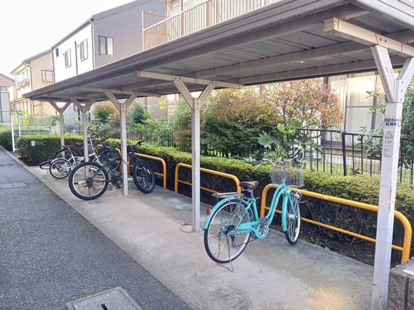 駐輪場 パレスシティ