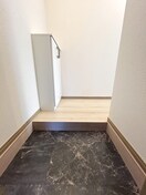 玄関 リベール薬園台