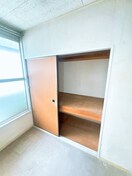 収納 レジェンド若松