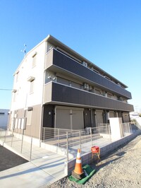 ガーネット海老名