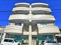 フォーレスト山喜