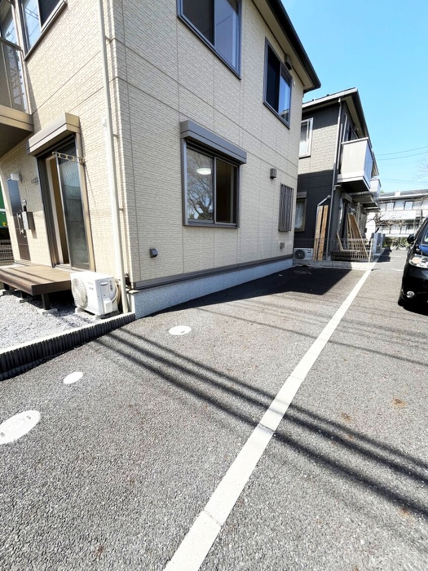 駐車場 差間戸建て A