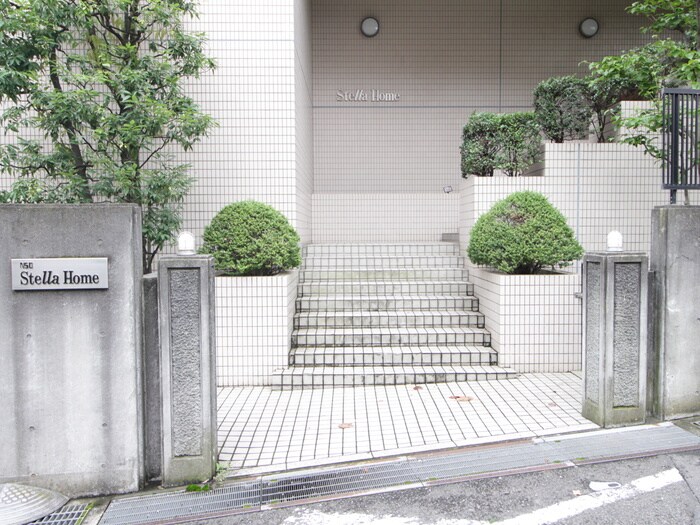 エントランス部分 CRESCENT COURT KAWASAKI