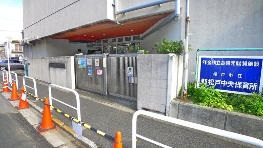 保育園(幼稚園/保育園)まで642m アバンドーネ高橋