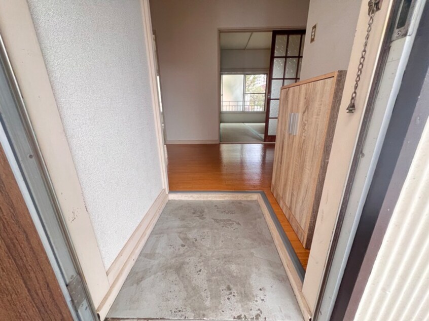 玄関 第一西小倉荘