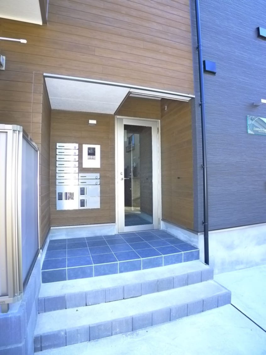 エントランス部分 コンフォーティア蘇我