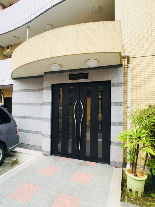 エントランス部分 Ｍａｉｓｏｎ　Ｌｉｂｅｌｔｅ