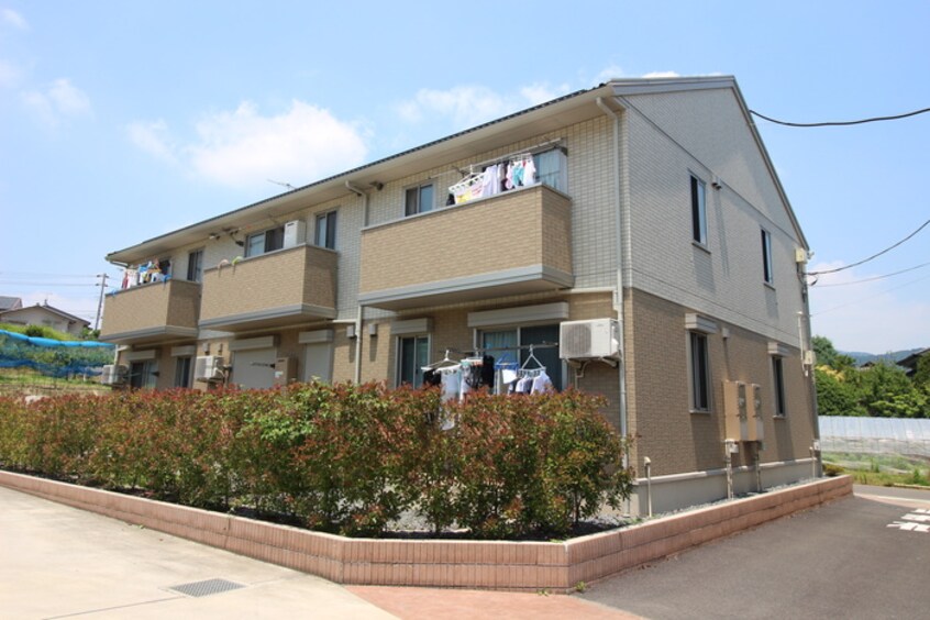 外観写真 アルバピアザ鶴巻B