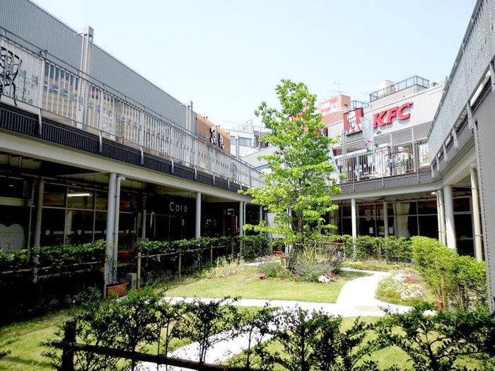 徳丸スクエア(ショッピングセンター/アウトレットモール)まで708m Son tresor