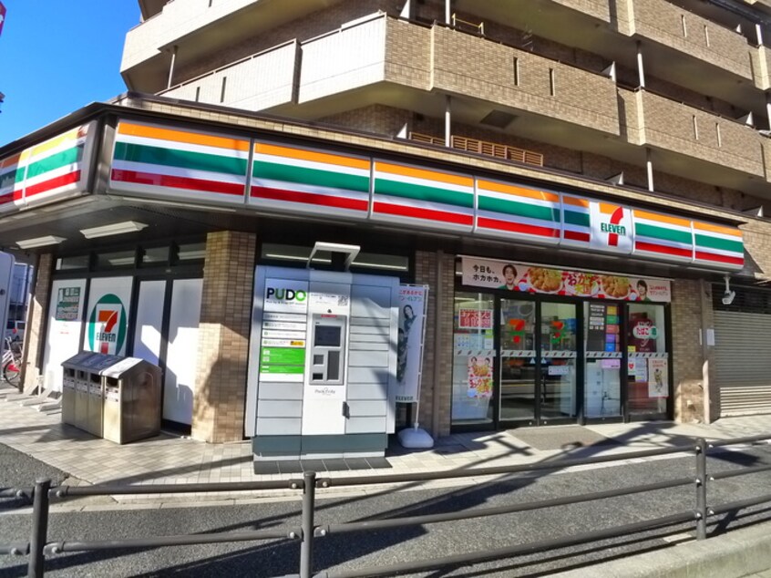 セブンイレブン(コンビニ)まで120m S-FORT戸田公園