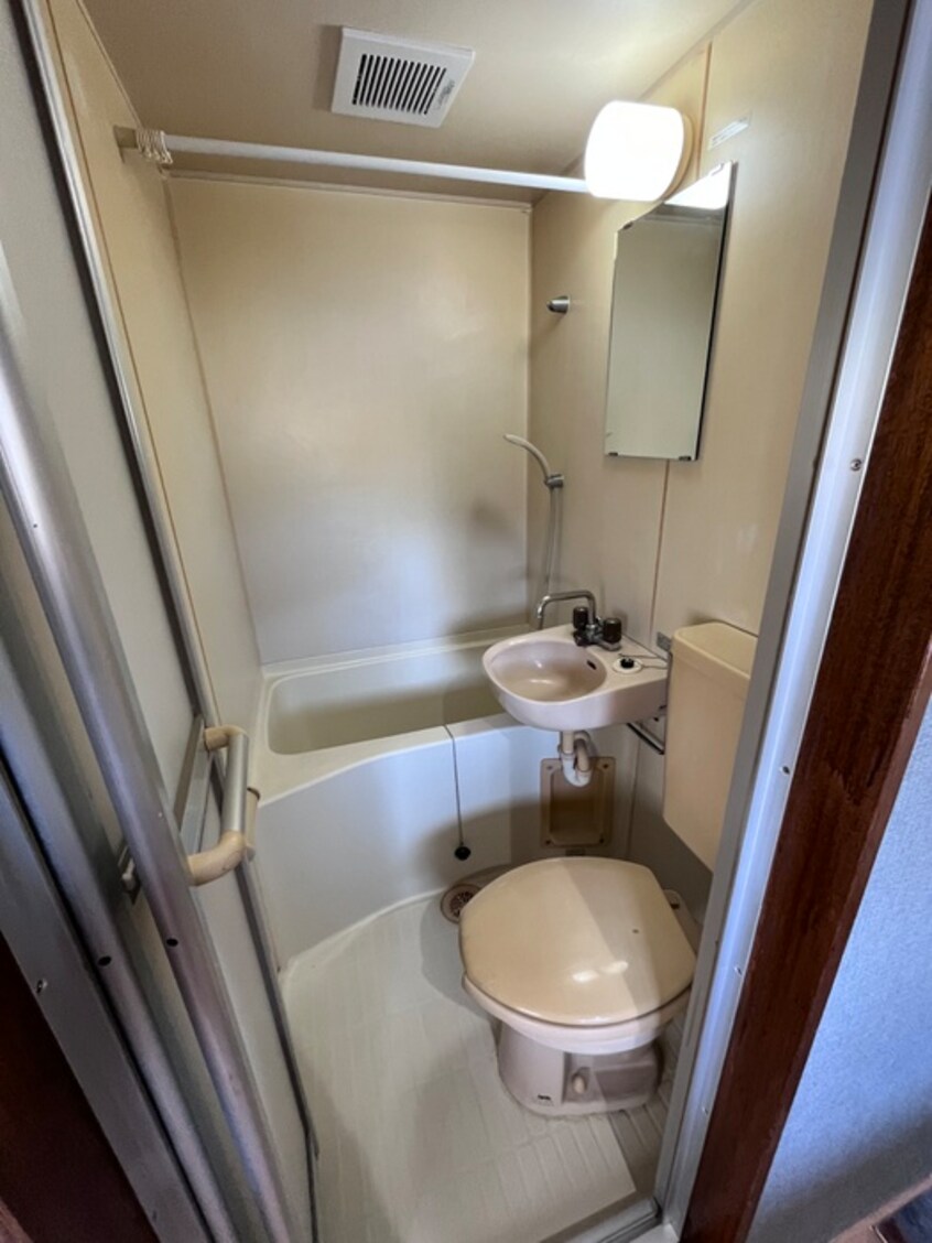 バス／シャワールーム等 アークス