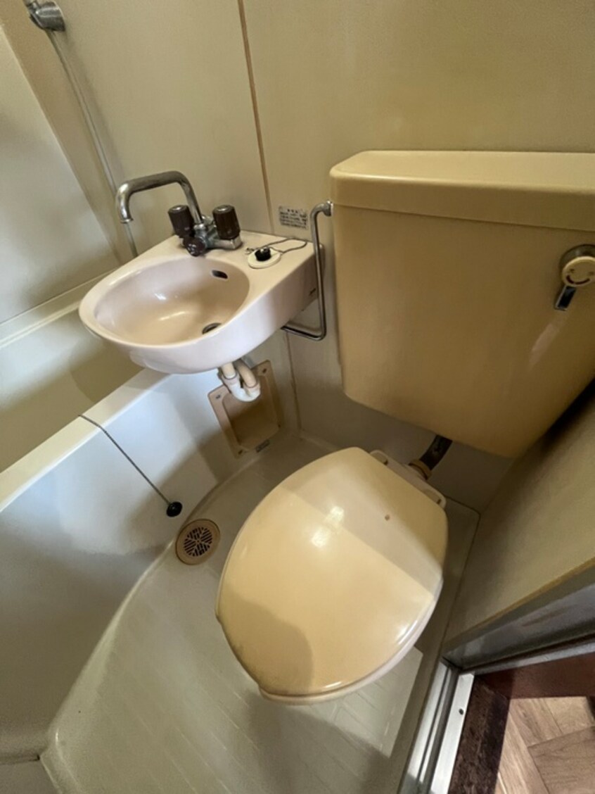 トイレ アークス