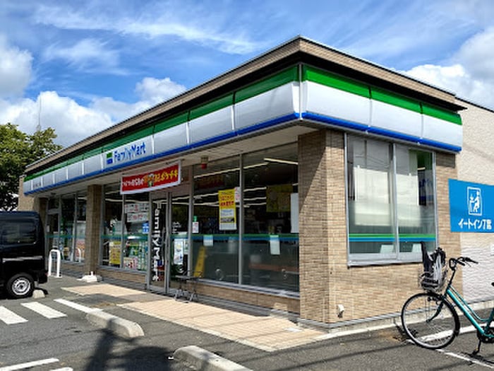 ファミリーマート 八王子下柚木二丁目店(コンビニ)まで280m スズキパル下柚木