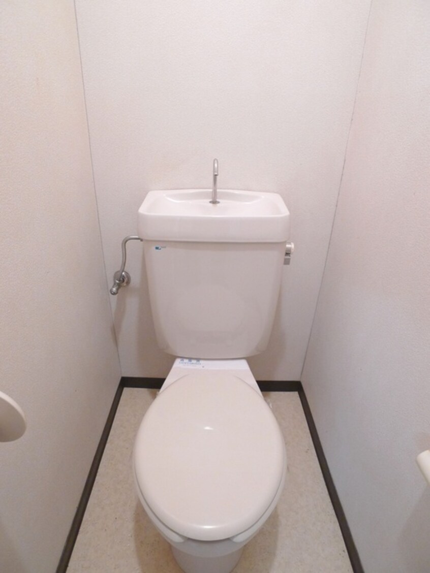 トイレ コ－ポユタカ