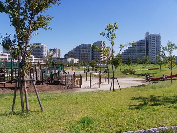 新田さくら公園(公園)まで343m イデアル王子神谷