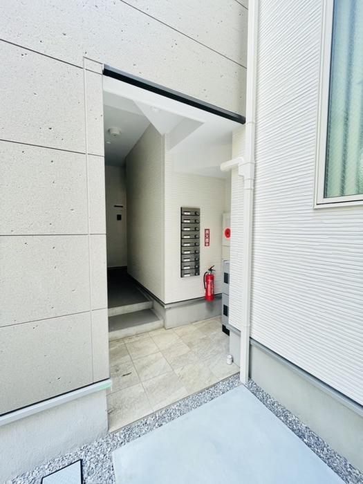 エントランス部分 ローランギャロス四ツ木