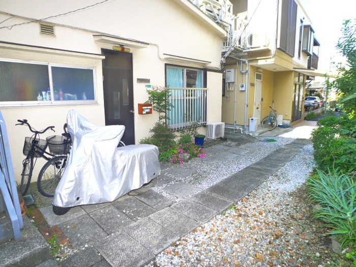 エントランス部分 ハイツ山口