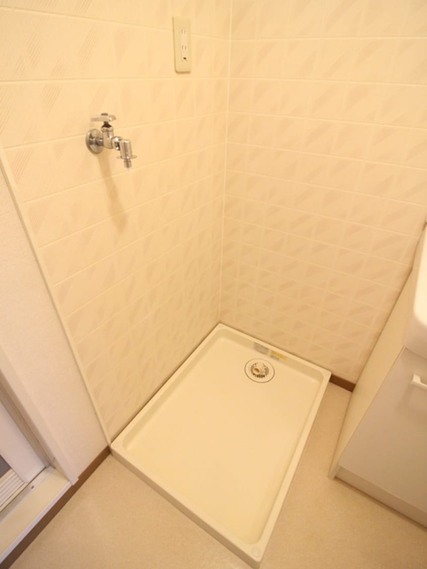 洗濯機置場 シャルム松風