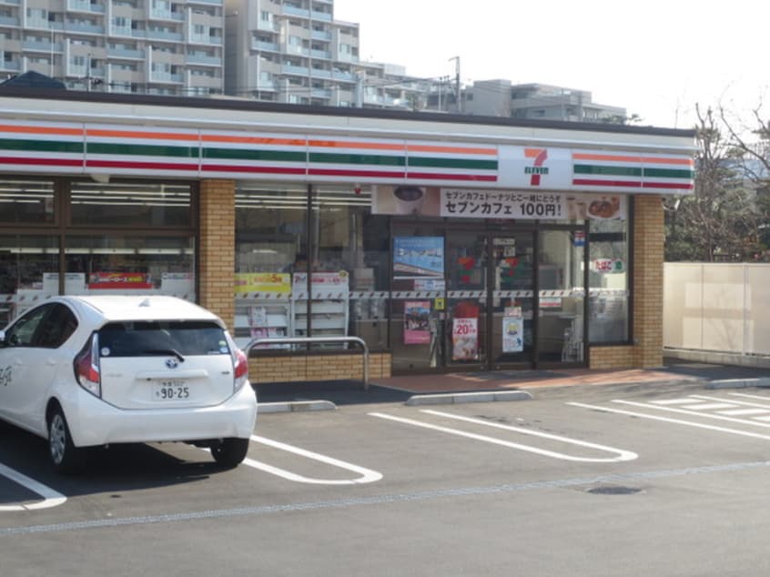 セブンイレブン 狛江和泉本町1丁目店(コンビニ)まで384m コ－プクリニカ