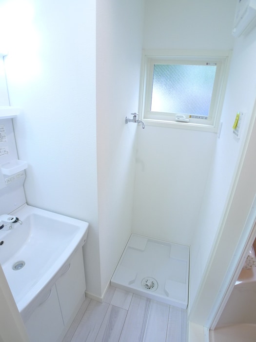 洗濯機置場 ラプラージュ常盤平