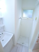 洗濯機置場 ラプラージュ常盤平