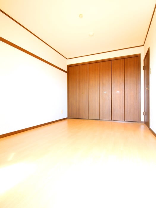 居室 山崎第６ビル