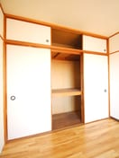 収納 山崎第６ビル