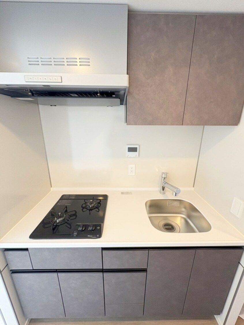 キッチン プラウドタワー平井(912)