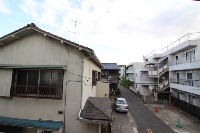 室内からの展望 リブリ・泉