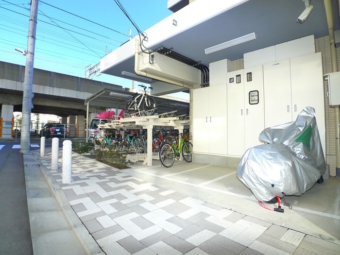 駐輪場 ﾍﾞﾙｼｰﾄﾞ梅島ﾌﾞﾗﾝｼｭ（902）
