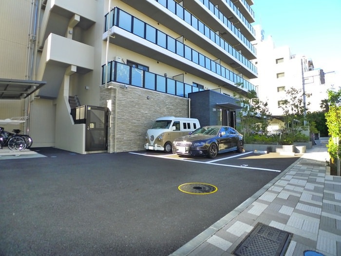 駐車場 ﾍﾞﾙｼｰﾄﾞ梅島ﾌﾞﾗﾝｼｭ（902）