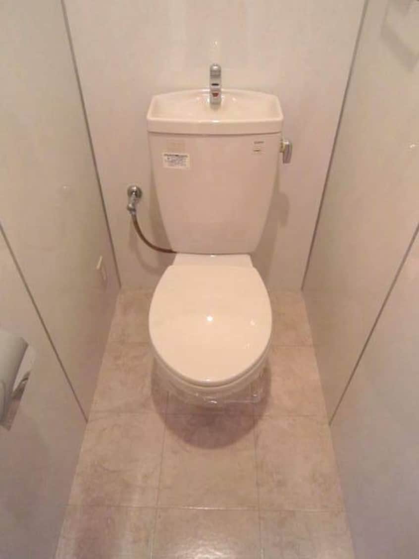 トイレ ロイヤルメドゥ北戸田