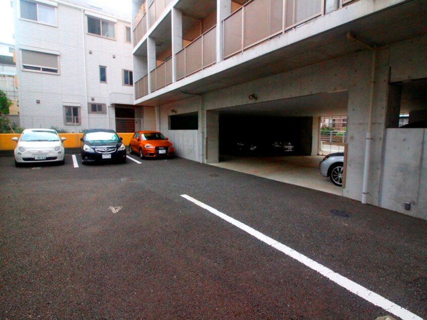 駐車場 プレシャス青葉台