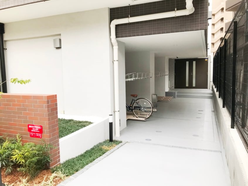 駐輪場 エステムコート横濱反町