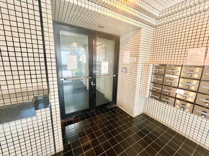 エントランス部分 メゾン田園調布イースト