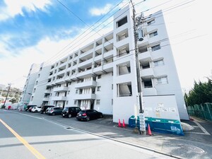三ツ沢住宅B棟（105）