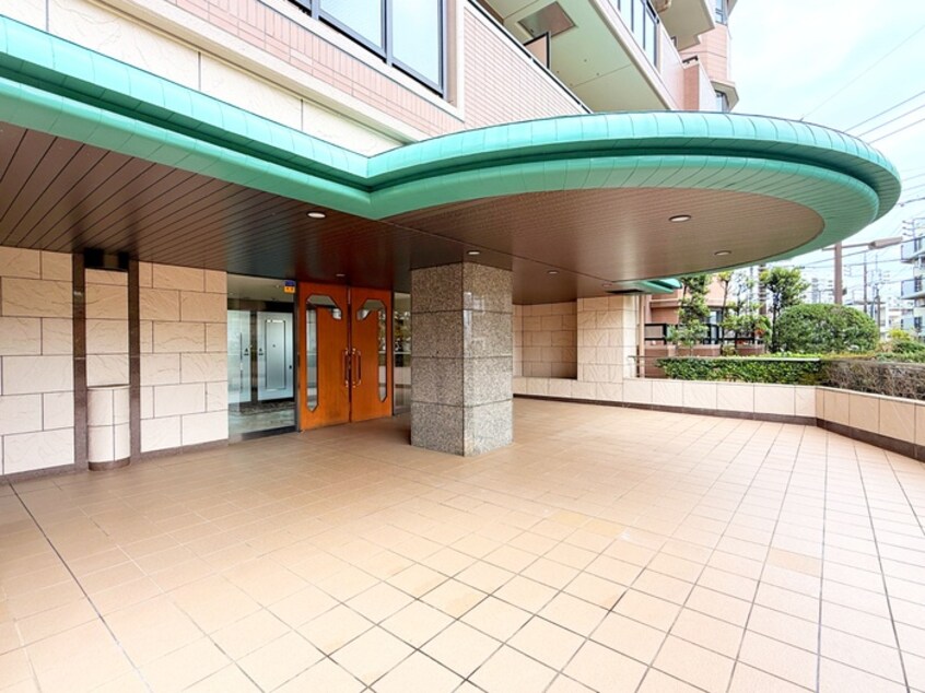 エントランス部分 ﾗｲｵﾝｽﾞｳﾞｨｱ-ﾚ浦和常盤公園(904)