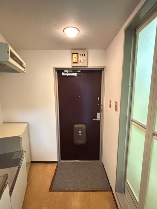 玄関 カオパレスN０.７