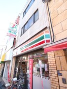 セブンイレブン北区東十条駅前店(コンビニ)まで377m ポラリス上十条