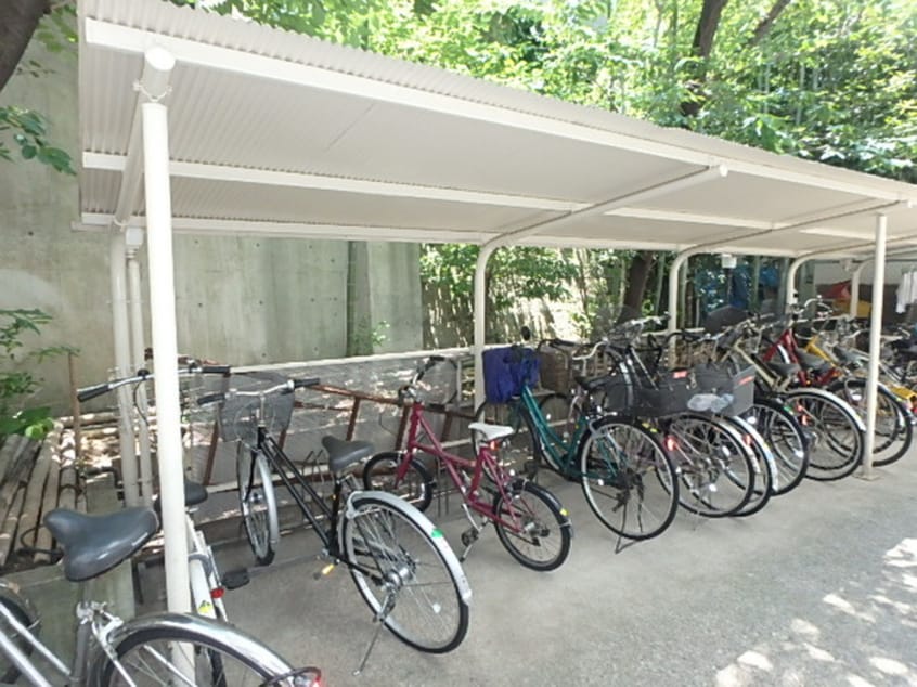 駐輪場 ﾗｲｵﾝｽﾞﾏﾝｼｮﾝ白山駅前（402）