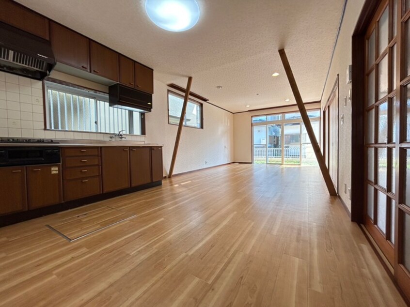 居室 鈴野邸