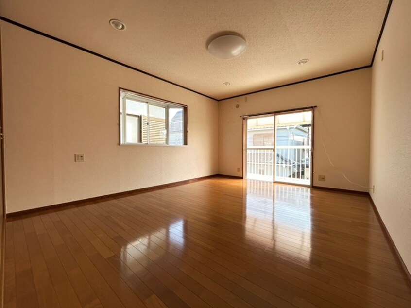 居室 鈴野邸
