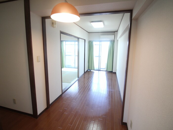 内観写真 三益ビル