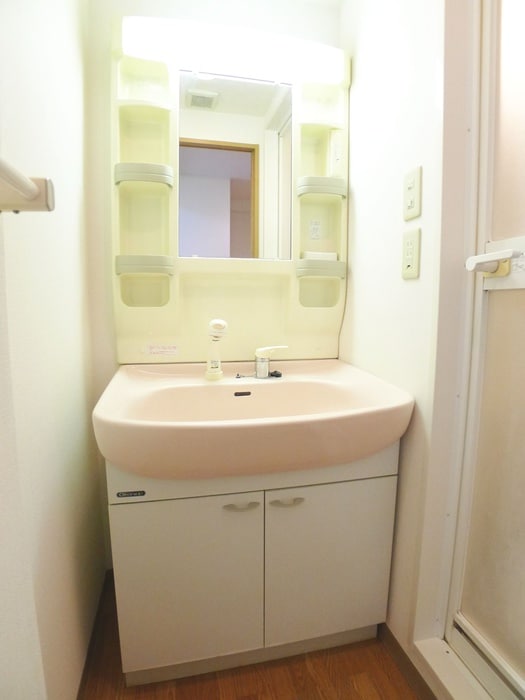 洗面 ドールタカナシマンション