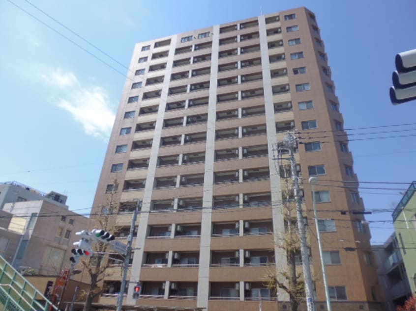 外観写真 ﾌﾟﾚｻﾝｽ本駒込ｱｶﾃﾞﾐｱ(1104)