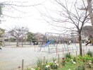 公園(公園)まで747m ホ－ムズ斉藤Ⅱ